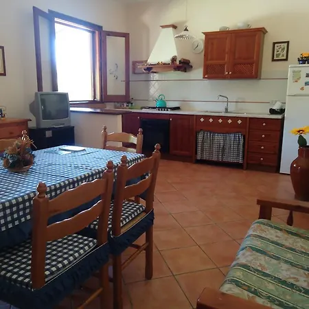 Villetta Al Mare فيلة كامبوفيليتْشّي دي روتْشّي